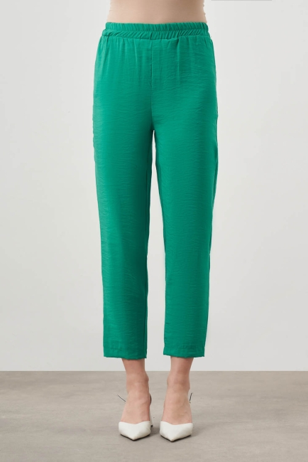 Mizalle - Mizalle Beli Lastikli Rahat Kesim Yeşil Yazlık Pantolon