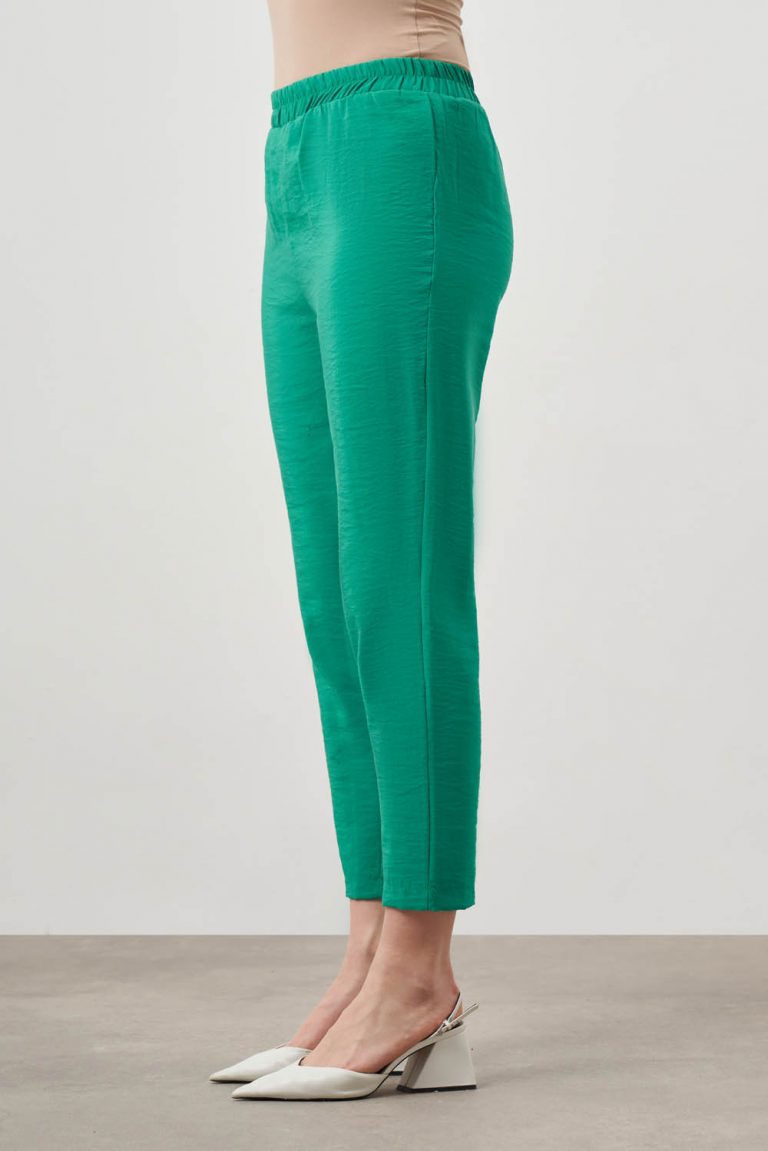 Mizalle Beli Lastikli Rahat Kesim Yeşil Yazlık Pantolon - Mizalle