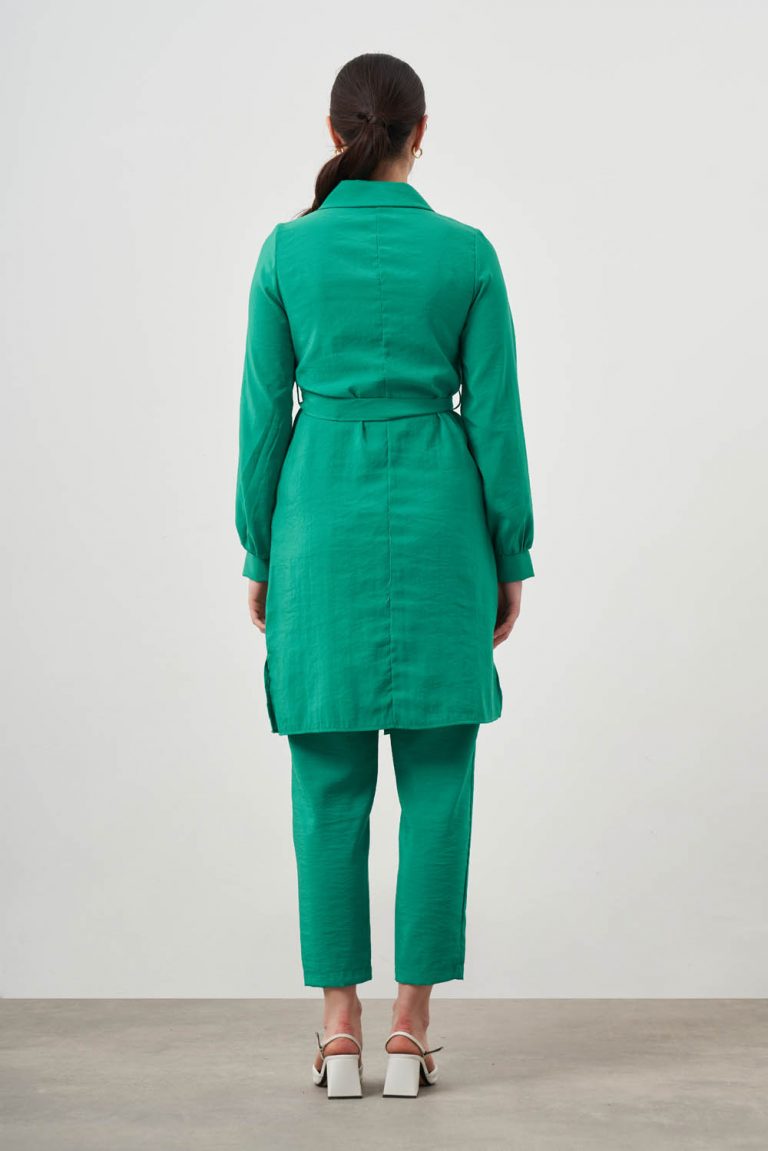 Mizalle Göğüs Parça Detaylı Kuşaklı Yeşil Tunik - Mizalle