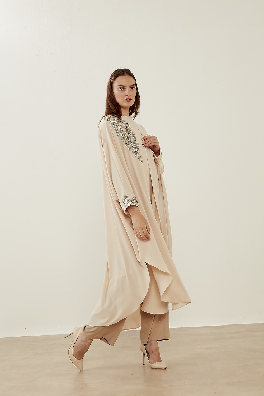 Mizalle Lame Boncuk İşli Pudra Epebe Şifon Abaya