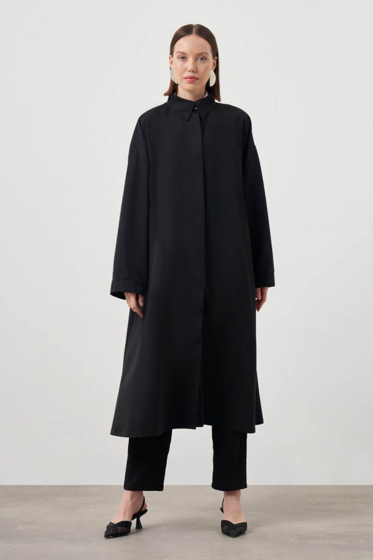 Mizalle Arkası Düğmeli Uzun Siyah Trençkot - Mizalle