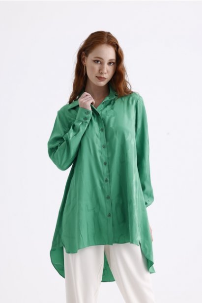 Mizalle Yeşil Jakarlı Arkası Uzun Rahat Kesim Tunik - Mizalle