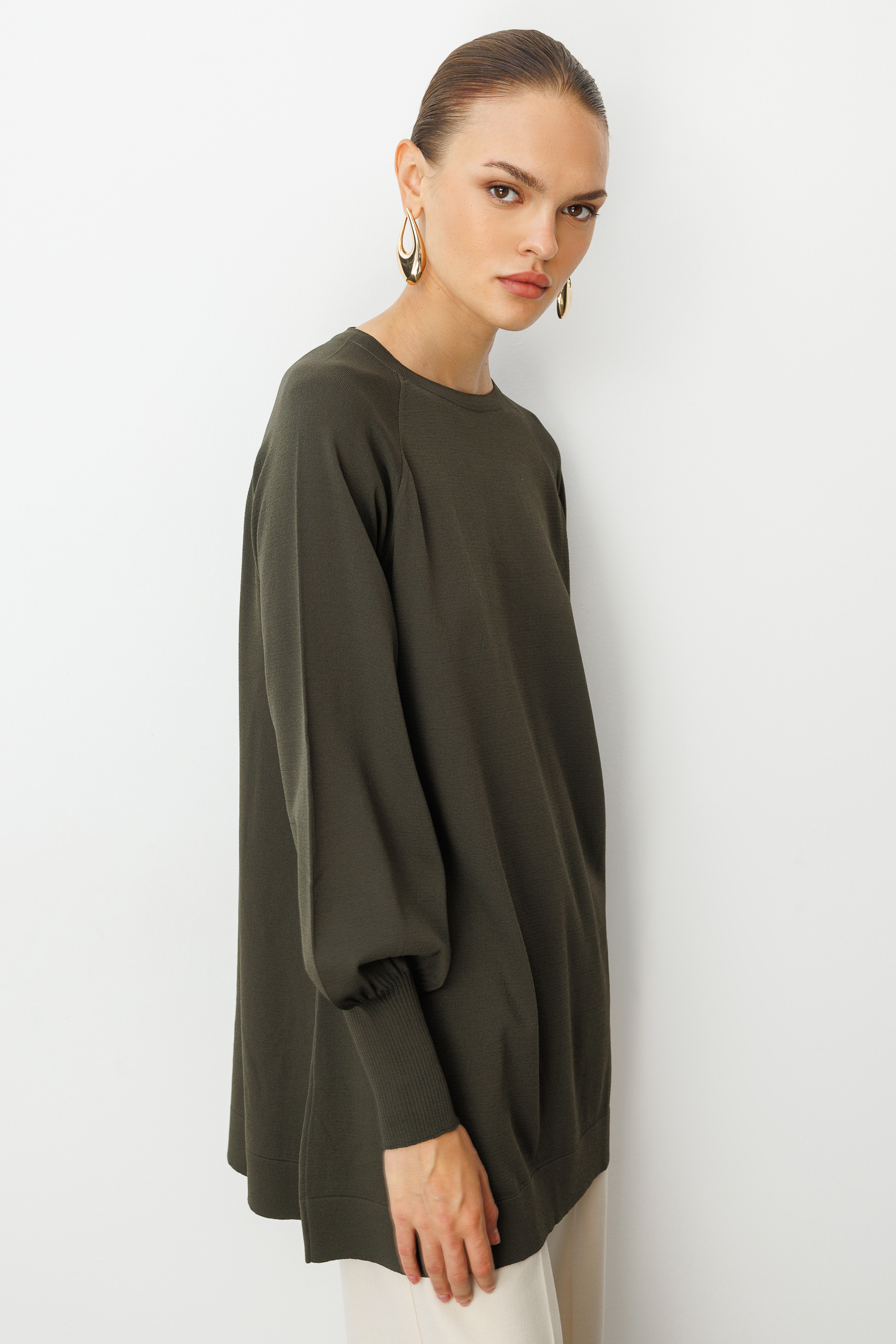 Mizalle Yuvarlak Yaka Balon Kollu Haki Rayon Tunik