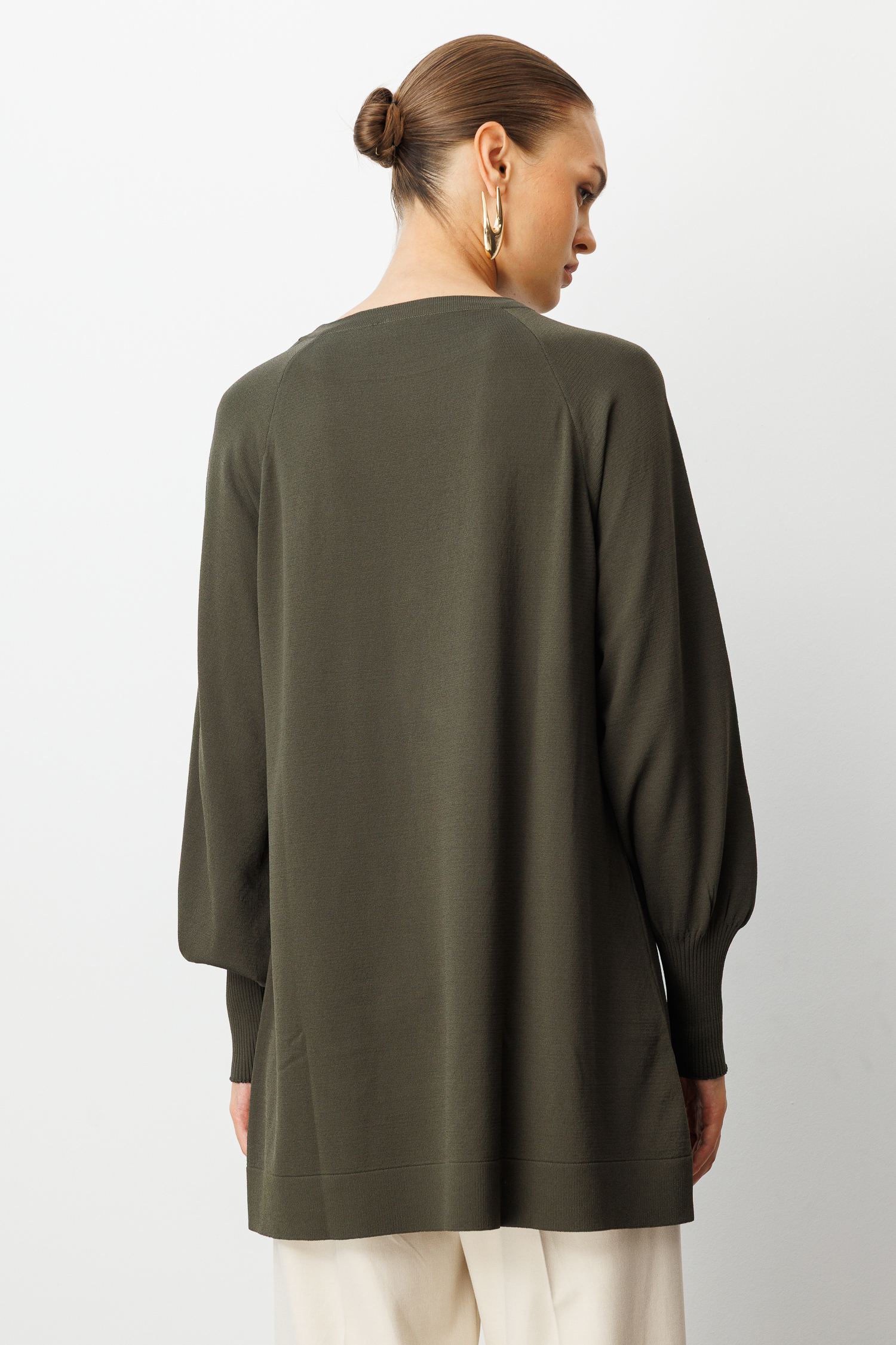 Mizalle Yuvarlak Yaka Balon Kollu Haki Rayon Tunik