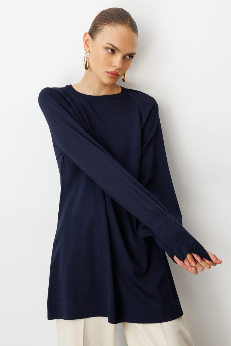 Mizalle Yuvarlak Yaka Balon Kollu Lacivert Rayon Tunik - Mizalle