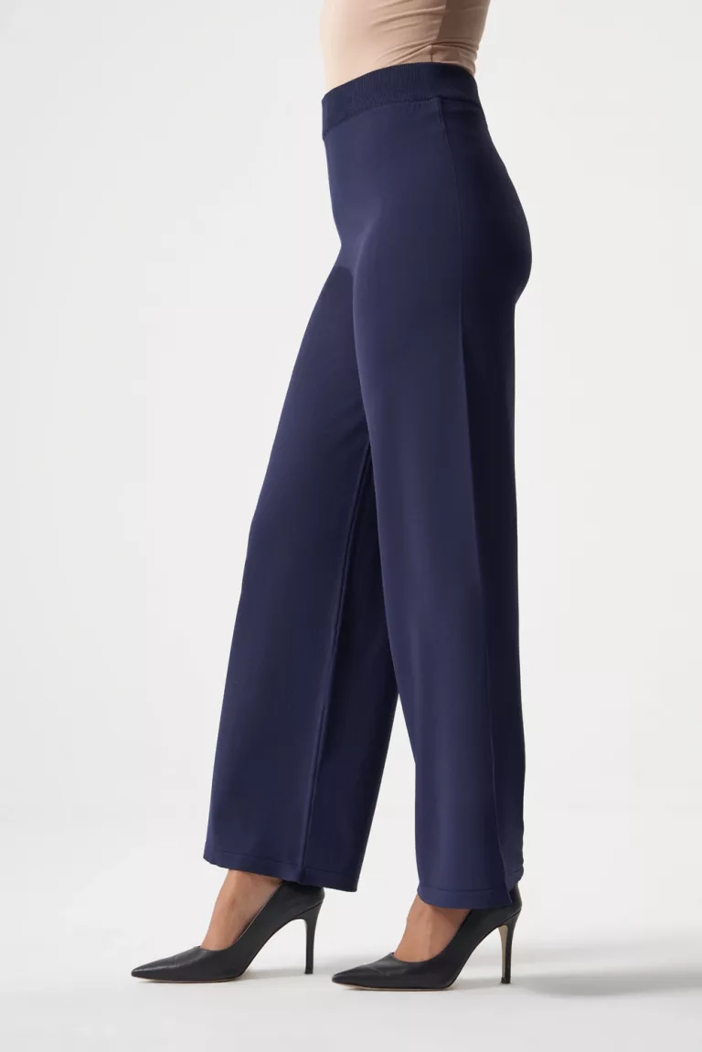 Mizalle Geniş Paça Rahat Kesimli Lacivert Pantolon - Mizalle