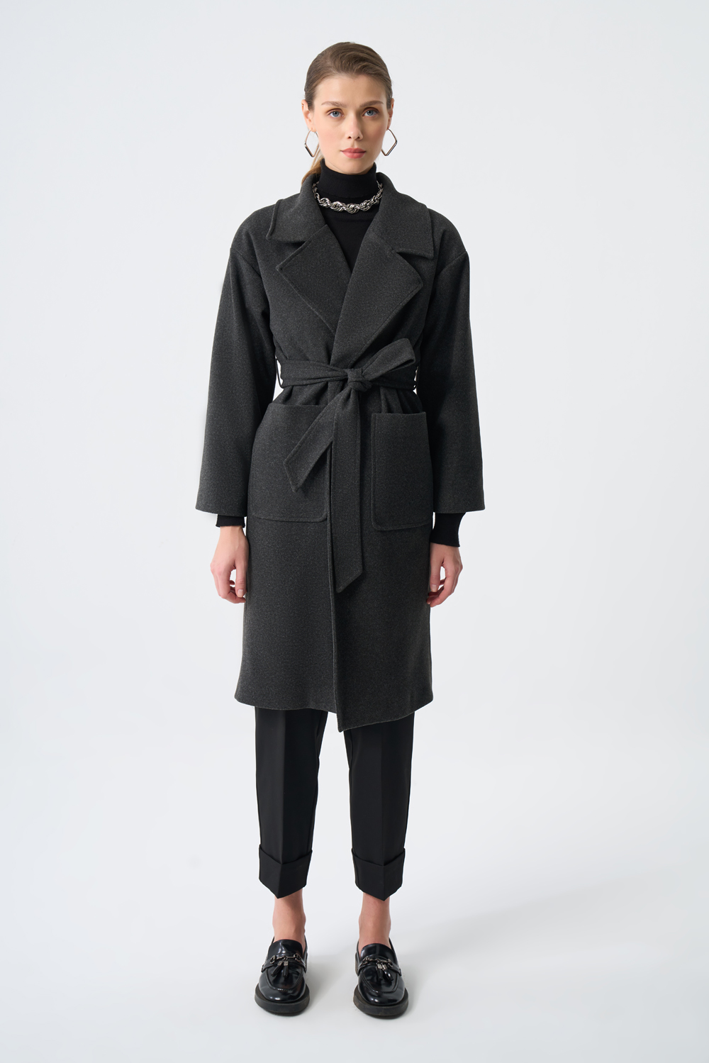 Mizalle Torba Cepli Basıc Kaşe Dokulu Antrasit Kaban Mizalle Torba Cepli Basıc Kaşe Dokulu Antrasit Kaban