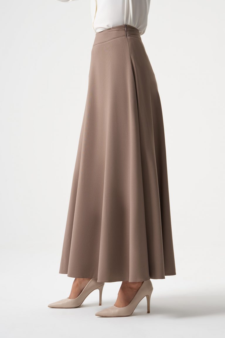 Mizalle Basic Uzun Kloş Bej Rengi Etek - Mizalle