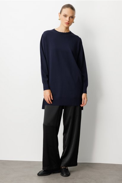 Mizalle Yuvarlak Yaka Lacivert Uzun Triko Tunik - Mizalle