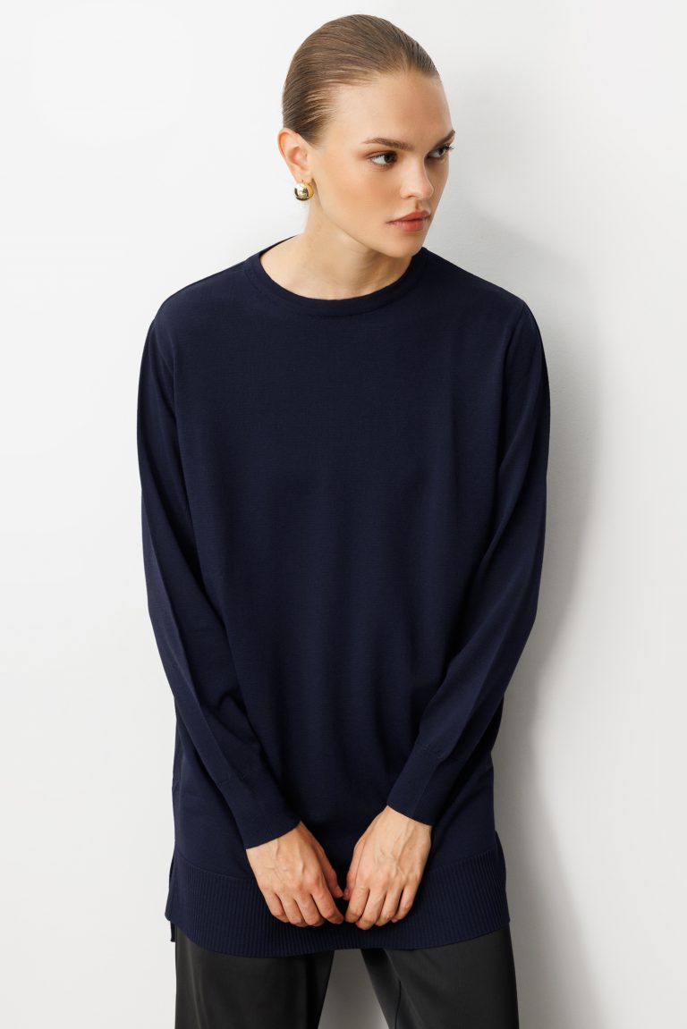 Mizalle Yuvarlak Yaka Lacivert Uzun Triko Tunik - Mizalle