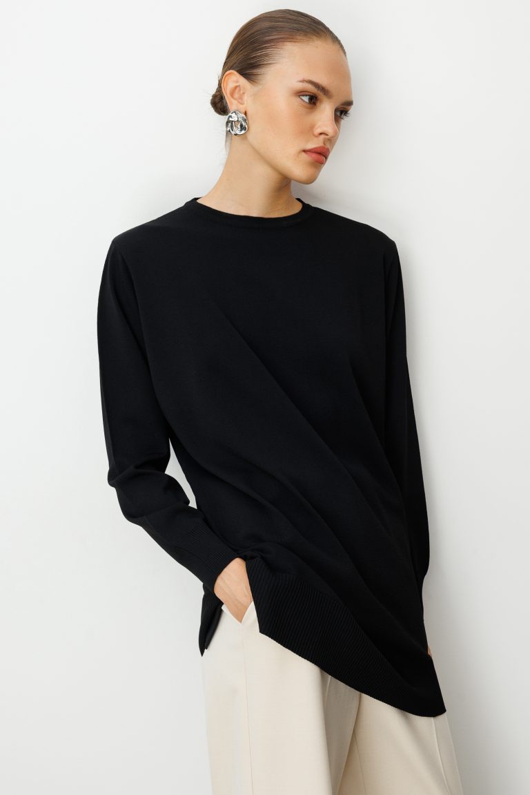 Mizalle Yuvarlak Yaka Siyah Uzun Triko Tunik - Mizalle