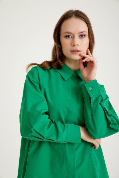 Mizalle Arkası Uzun Basic Yeşil Pamuklu Gömlek - Mizalle