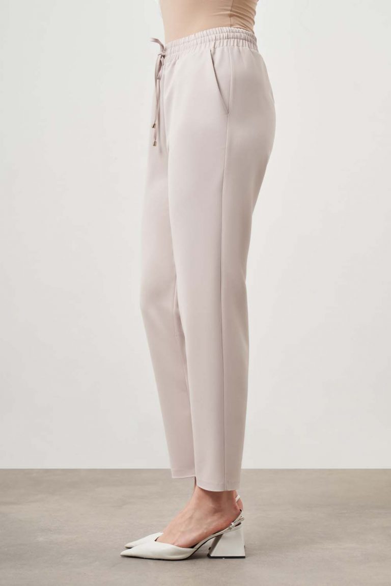 Mizalle Beli Bağcıklı Klasik Bej Rengi Pantolon - Mizalle