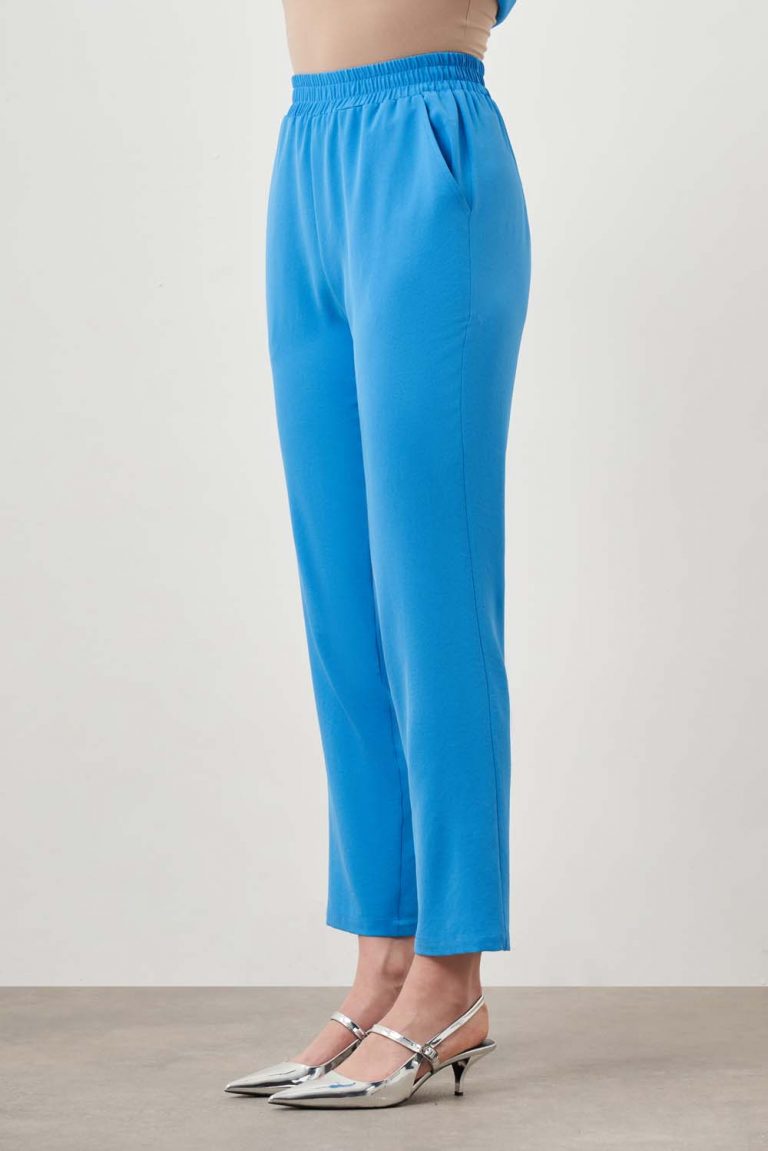 Mizalle Beli Lastikli Kısa Paça Mavi Pantolon - Mizalle