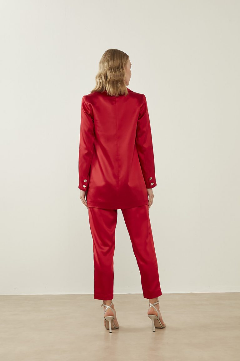 Mizalle Kısa Paça Beli Lastikli Kırmızı Şık Saten Pantolon - Mizalle