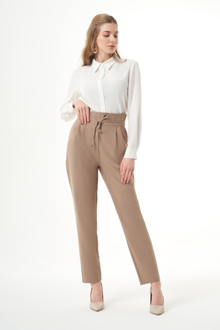 Mizalle - Beli Pile Bağcıklı Vizon Pantolon Mizalle - Beli Pile Bağcıklı Vizon Pantolon
