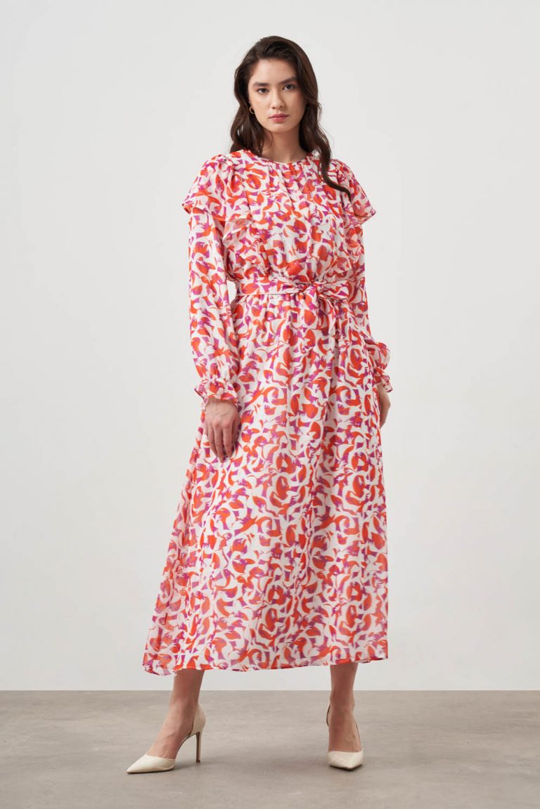 Mizalle Fırfır Detaylı Nar Çiçeği Desenli Uzun Şifon Elbise - Mizalle