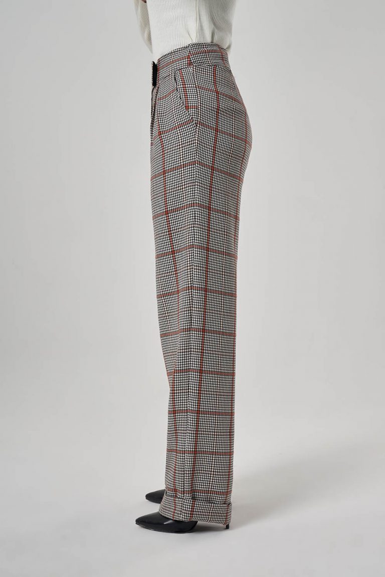 Mizalle Tek Pileli Geniş Ekoseli Bol Kesim Pantolon - Mizalle