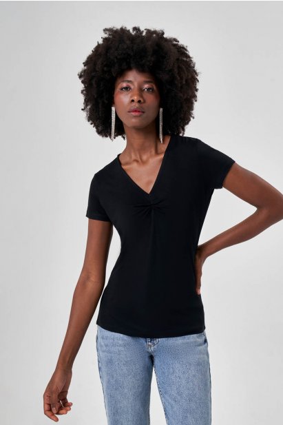 Mizalle Büzgülü V Yaka Basic Kısa Kollu Siyah Tişört - Mizalle