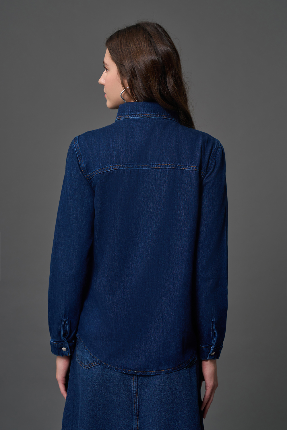 Mizalle Çift Cepli Klasik İndigo Mavi Denim Gömlek