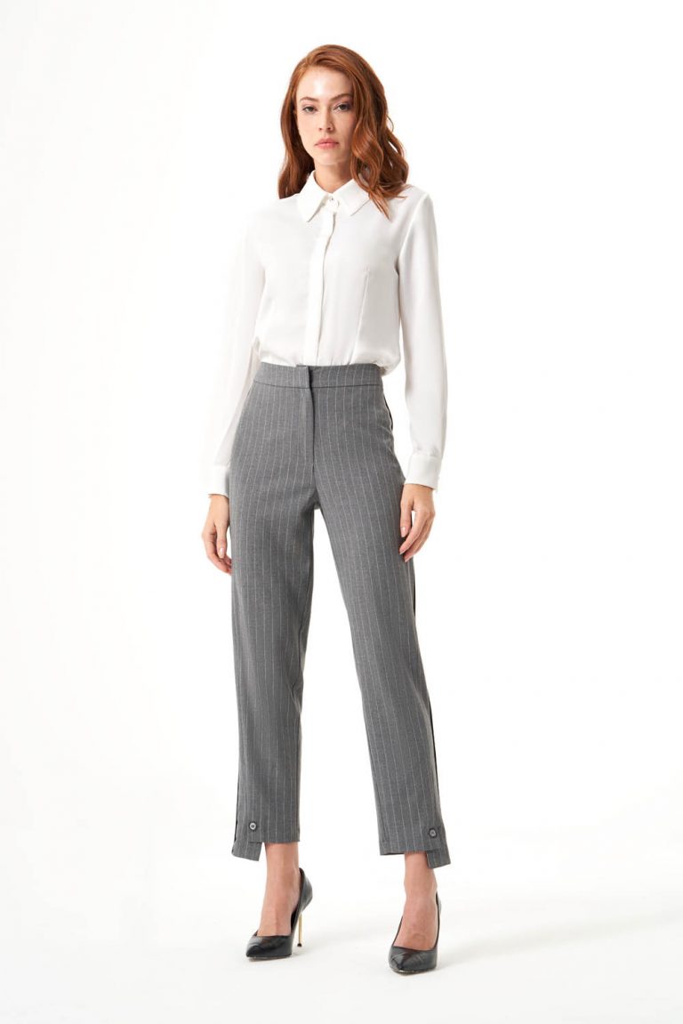 Mizalle Paça Detaylı Gri Çizgili Kumaş Pantolon - Mizalle