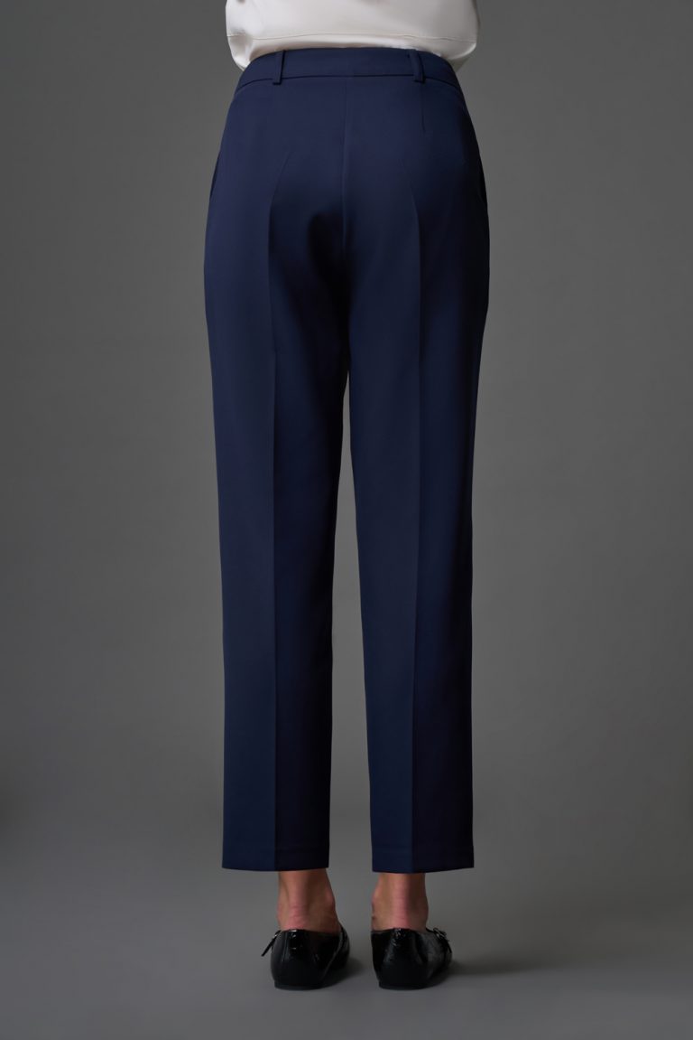 Mizalle Dar Paça Klasik Lacivert Kumaş Pantolon - Mizalle