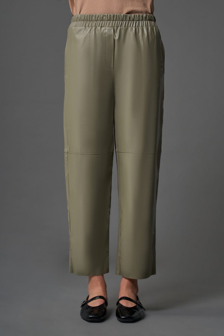 Mizalle Deri Görünümlü Yeşil Beli Lastikli Pantolon - Mizalle