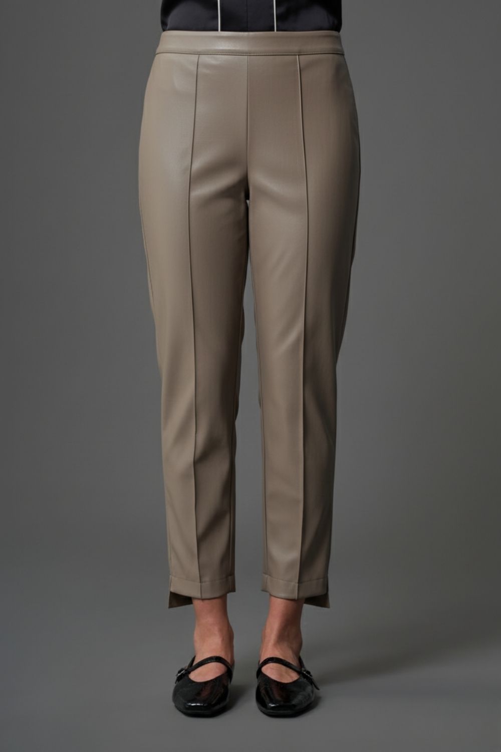 Mizalle Paça Detaylı Deri Görünümlü Açık Kahverengi Pantolon - 1