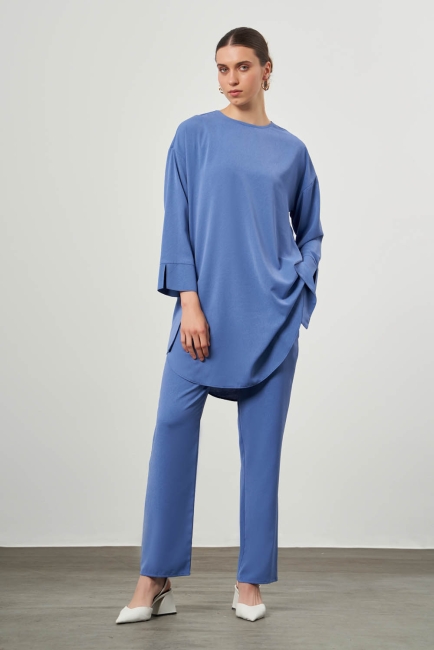 Mizalle - Mizalle Yuvarlak Yaka Cepli Rahat Kalıp İndigo Mavi Tunik Mizalle - Mizalle Yuvarlak Yaka Cepli Rahat Kalıp İndigo Mavi Tunik