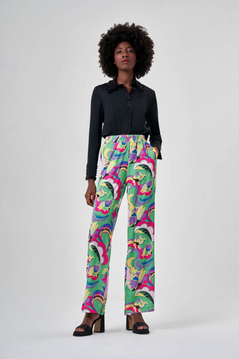 Mizalle Yeşil Desenli Rahat Kesim Bol Paça Pantolon - Mizalle