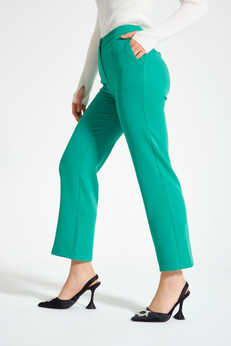 Mizalle Basic Yeşil Klasik Kumaş Pantolon - Mizalle