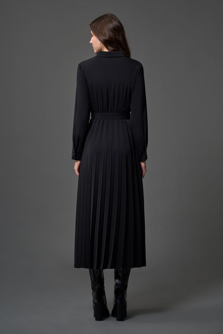Mizalle Gömlek Yaka İnce Pliseli Etekli Maksi Siyah Elbise - Mizalle