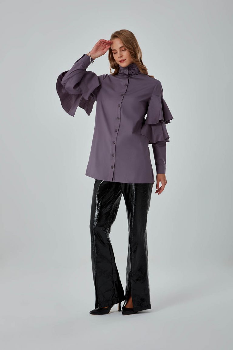 Mizalle Dik Yaka Çift Volanlı Kol Detaylı Gri Rahat Kesim Gömlek - Mizalle