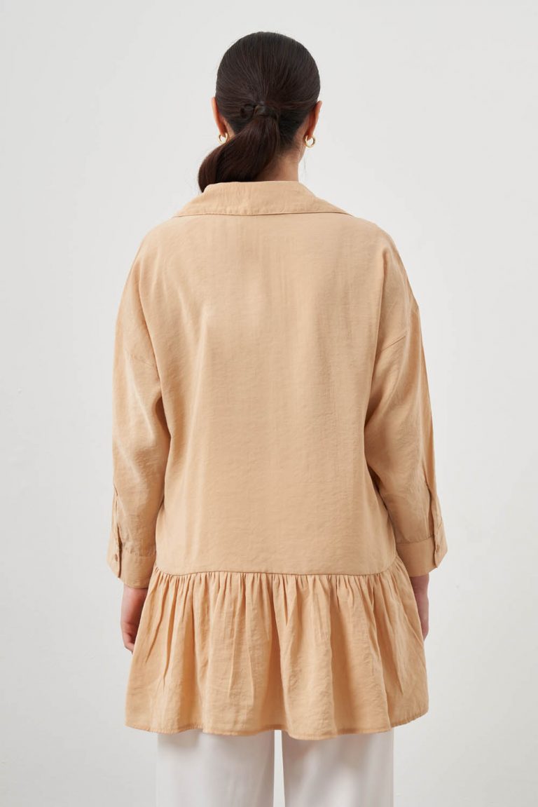 Mizalle Eteği Volanlı Bej Rengi Tunik - Mizalle