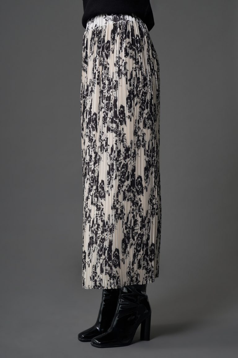 Mizalle Full İnce Piliseli Bej Desenli Uzun Etek - Mizalle