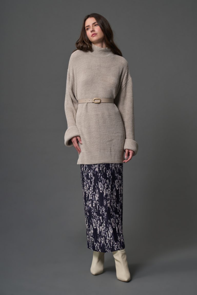 Mizalle Full İnce Piliseli Lacivert Desenli Uzun Etek - Mizalle