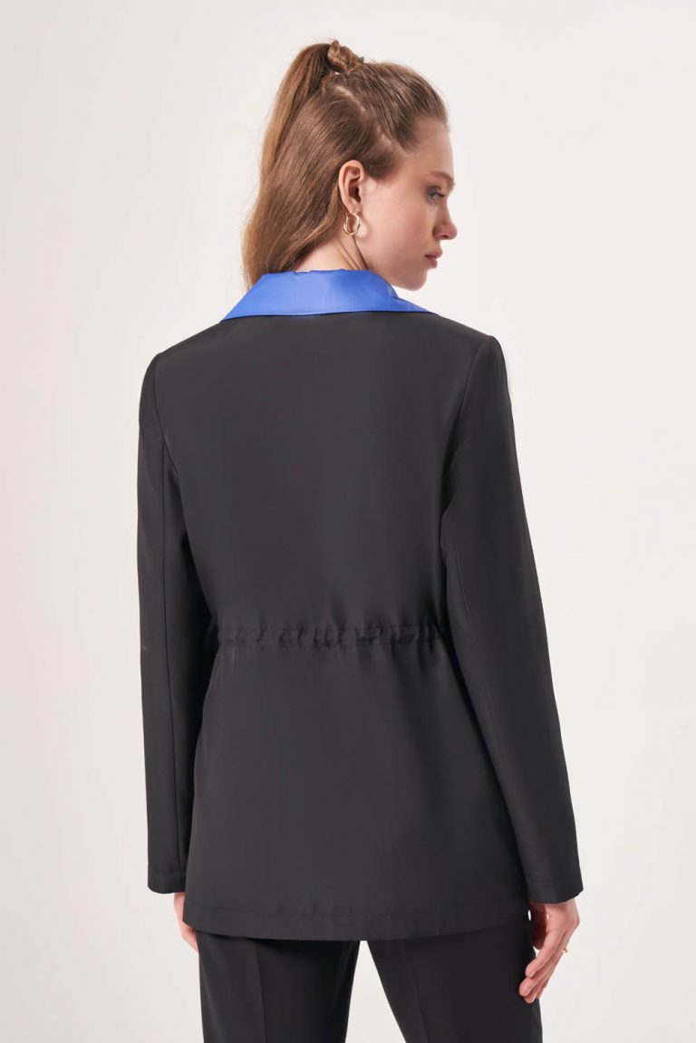 Mizalle Beli Büzgülü Siyah Mavi Renk Bloklu Blazer Ceket - Mizalle