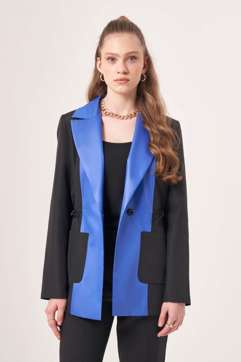 Mizalle Beli Büzgülü Siyah Mavi Renk Bloklu Blazer Ceket - Mizalle