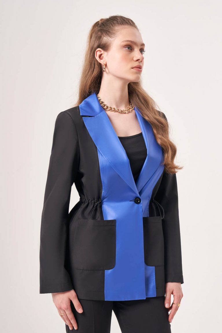Mizalle Beli Büzgülü Siyah Mavi Renk Bloklu Blazer Ceket - Mizalle