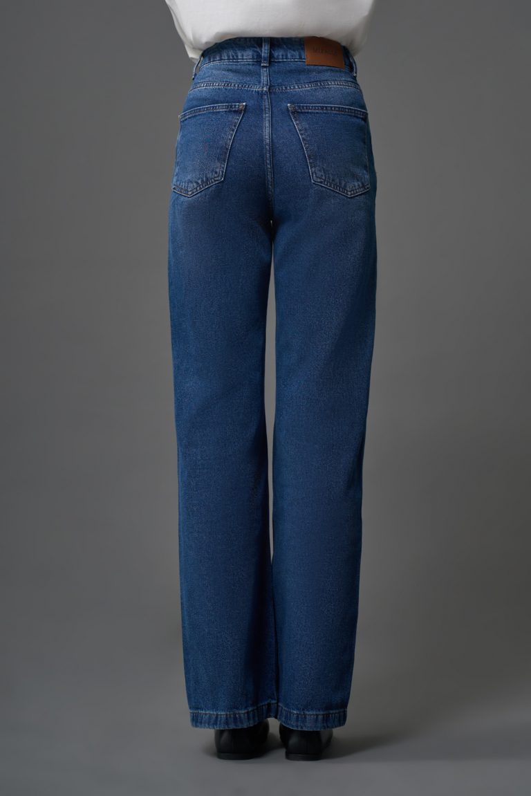 Mizalle Dar Kalıp Geniş Paça Koyu Mavi Denim Pantolon - Mizalle