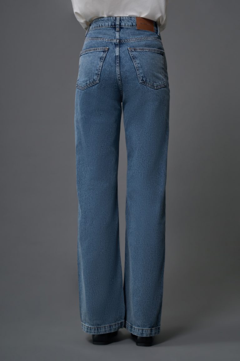 Mizalle Dar Kalıp Geniş Paça Mavi Denim Pantolon - Mizalle