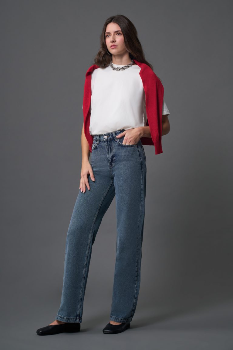 Mizalle Dar Kalıp Geniş Paça Mavi Denim Pantolon - Mizalle