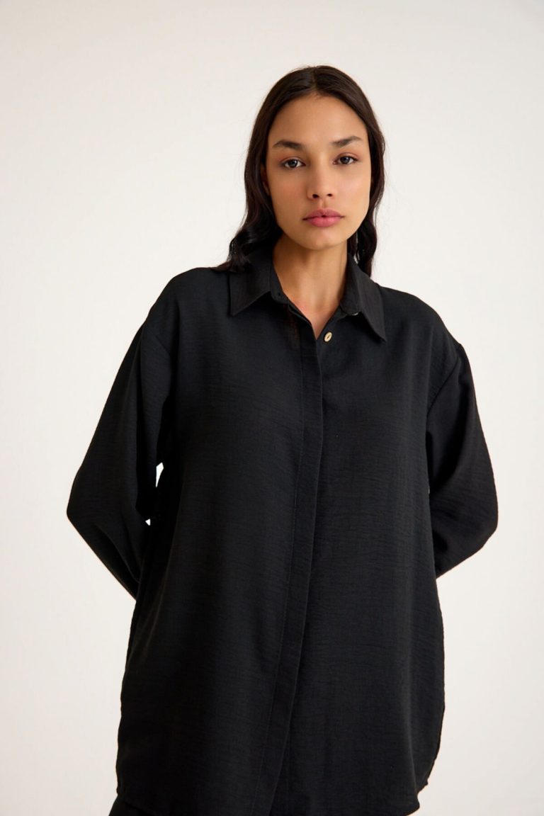 Mizalle Keten Dokulu Yazlık Rahat Kesimli Siyah Gömlek