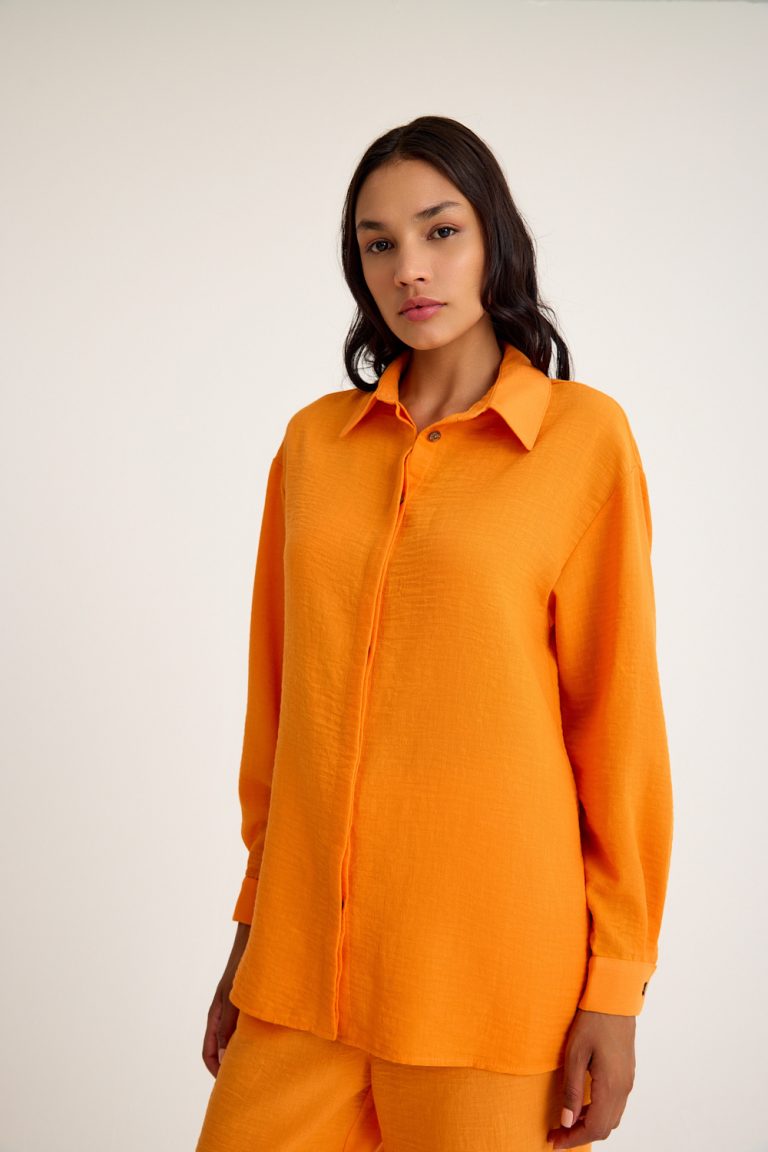 Mizalle Keten Dokulu Yazlık Rahat Kesimli Turuncu Gömlek - Mizalle