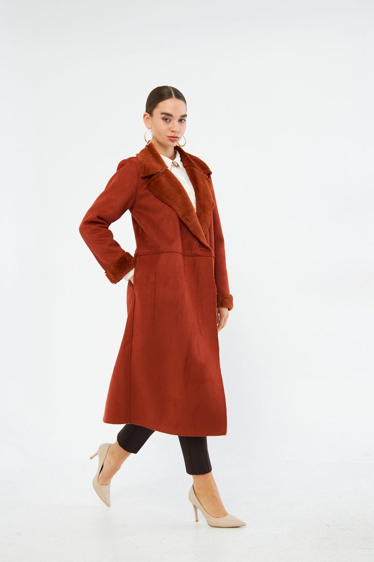 Mizalle Kürk Görünümlü İçi Peluş Uzun Taba Rengi Kaban - Mizalle