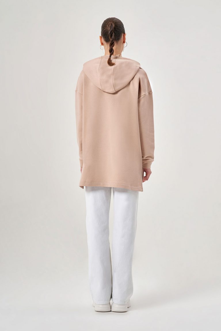 Mizalle İnci Detaylı Bej Rengi Kapüşonlu Sweatshirt - Mizalle
