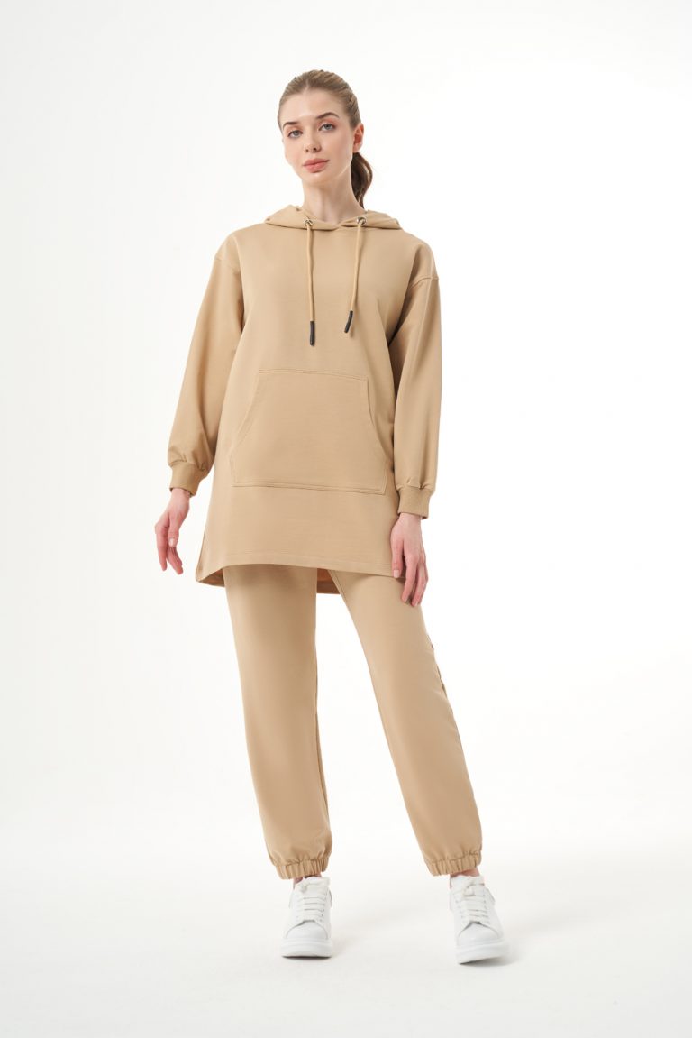 Mizalle Kapüşonlu Kanguru Cepli Bej Rengi Sweatshirt - Mizalle