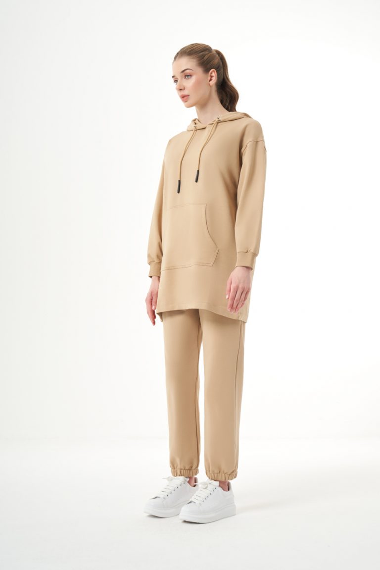 Mizalle Kapüşonlu Kanguru Cepli Bej Rengi Sweatshirt - Mizalle