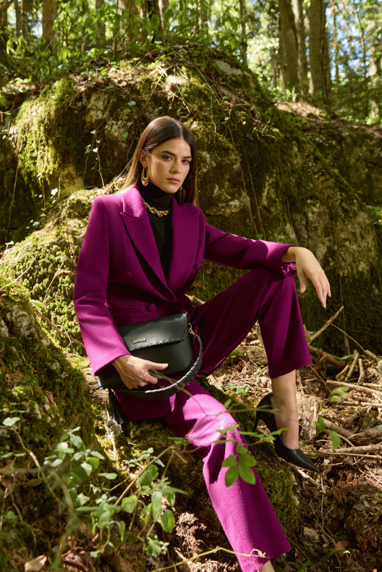 Mizalle Mürdüm Rengi Keçe Dokulu Smokin Kesim Ceket - Mizalle