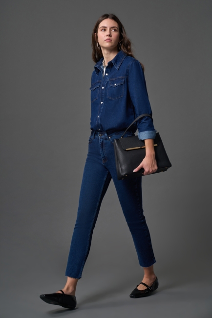 Mizalle - Mizalle Dar Kesim Kesik Paçalı Mom Fit İndigo Mavi Denim Pantolon